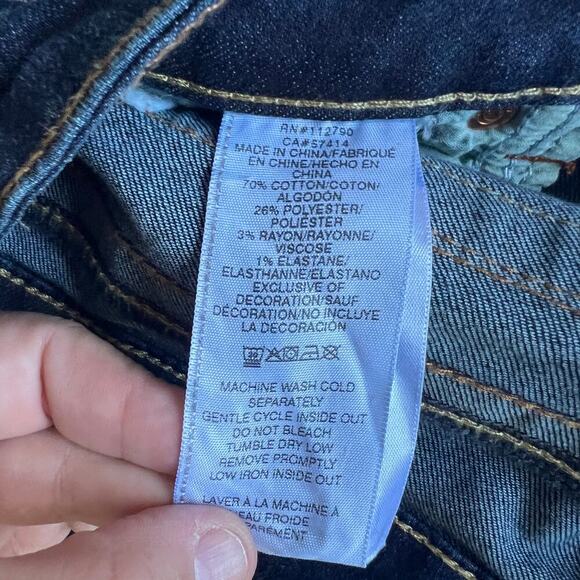 True Religion Joey Low Rise Flare Denim Flap Pocket Dark Wash Sz 28 - Picture 10 of 10